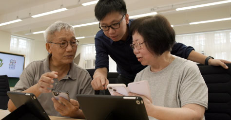 “Smart Silver” Digital Inclusion Programmes for Elders “Smart Silver” Digital Inclusion Programmes for Elders